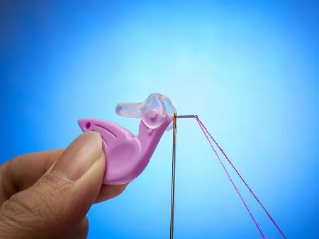 Hummingbird Needle Threader close up