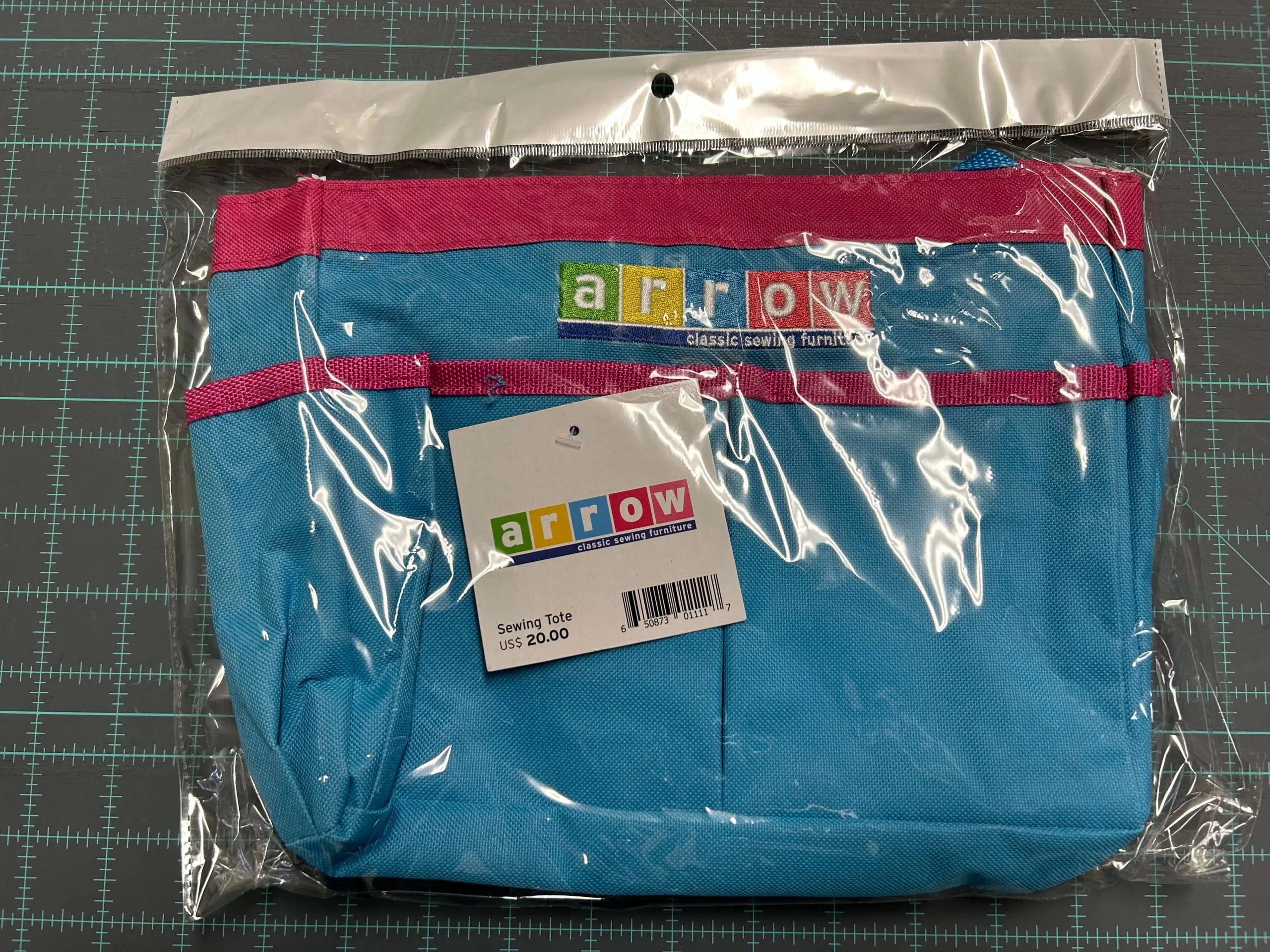 Arrow Sewing Tote - Image 1